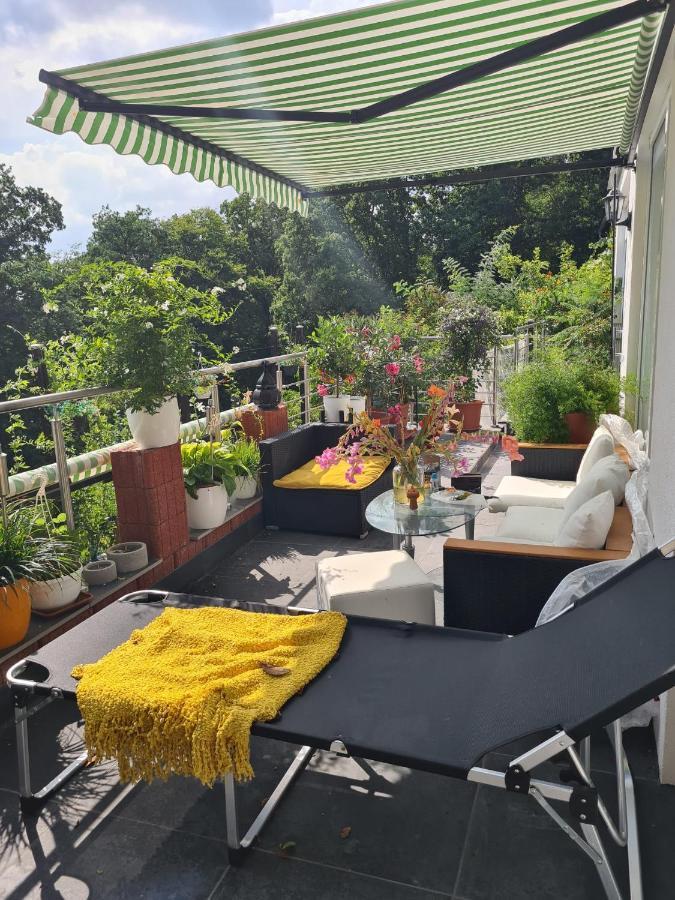 Cozy Room With A Beautiful Garden View Baunatal Exterior photo